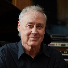 headshot of Bruce Hornsby